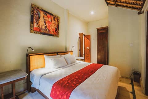 Bebek Cottages Sanur — hotel room