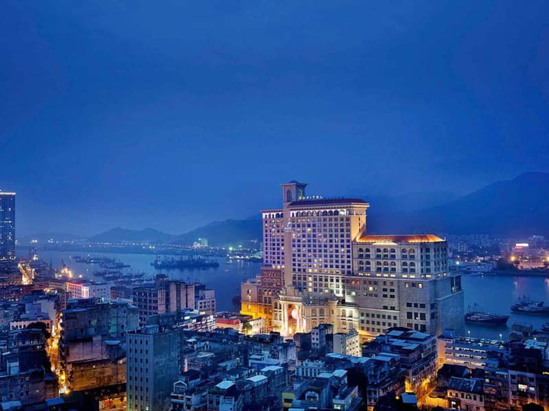 Sofitel Macau At Ponte 16 — building