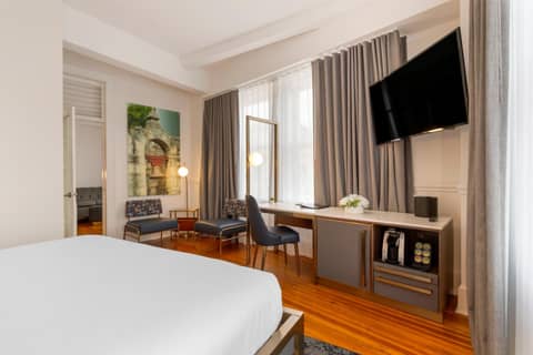 Hotel Gibbs Downtown Riverwalk — photo 2
