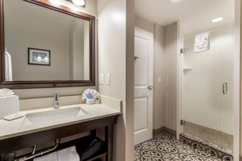 Hotel Gibbs Downtown Riverwalk — photo 8