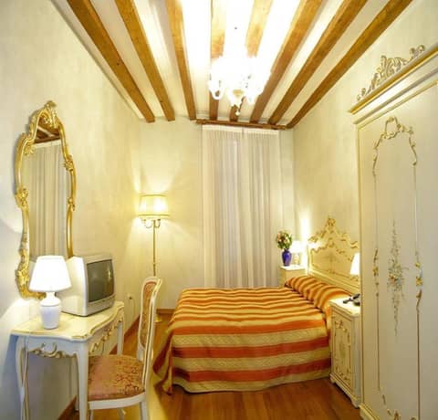 Hotel San Luca Venezia — photo 4