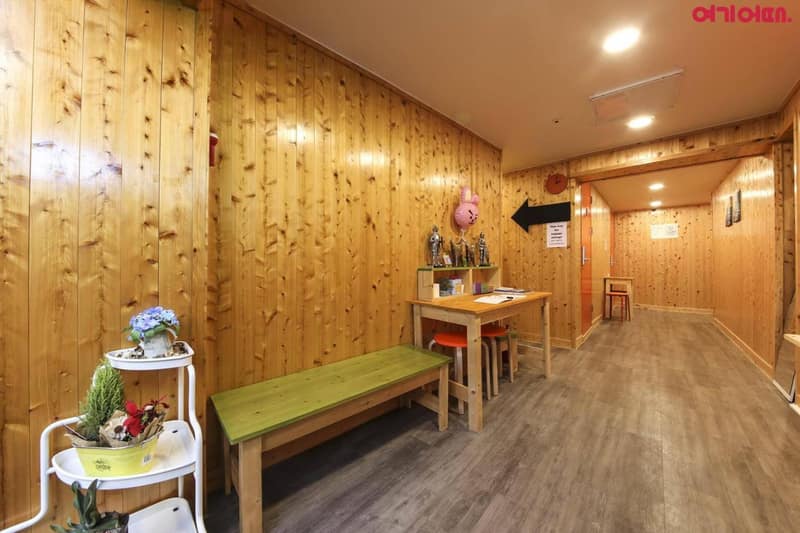 Seoul Station R Guesthouse — recepcion & lobby