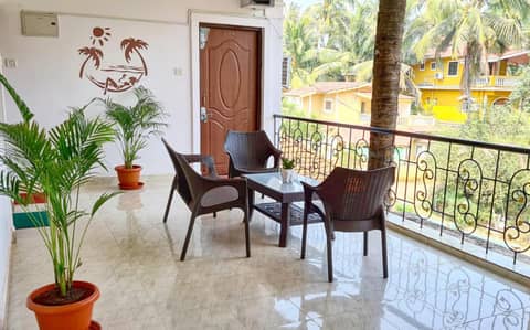 Jackson's Beach House Calangute — balance & terrace