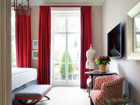 Number Sixteen, Firmdale Hotels — hotel room