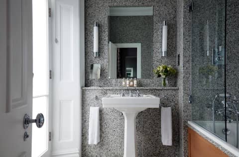 Number Sixteen, Firmdale Hotels — hotel room