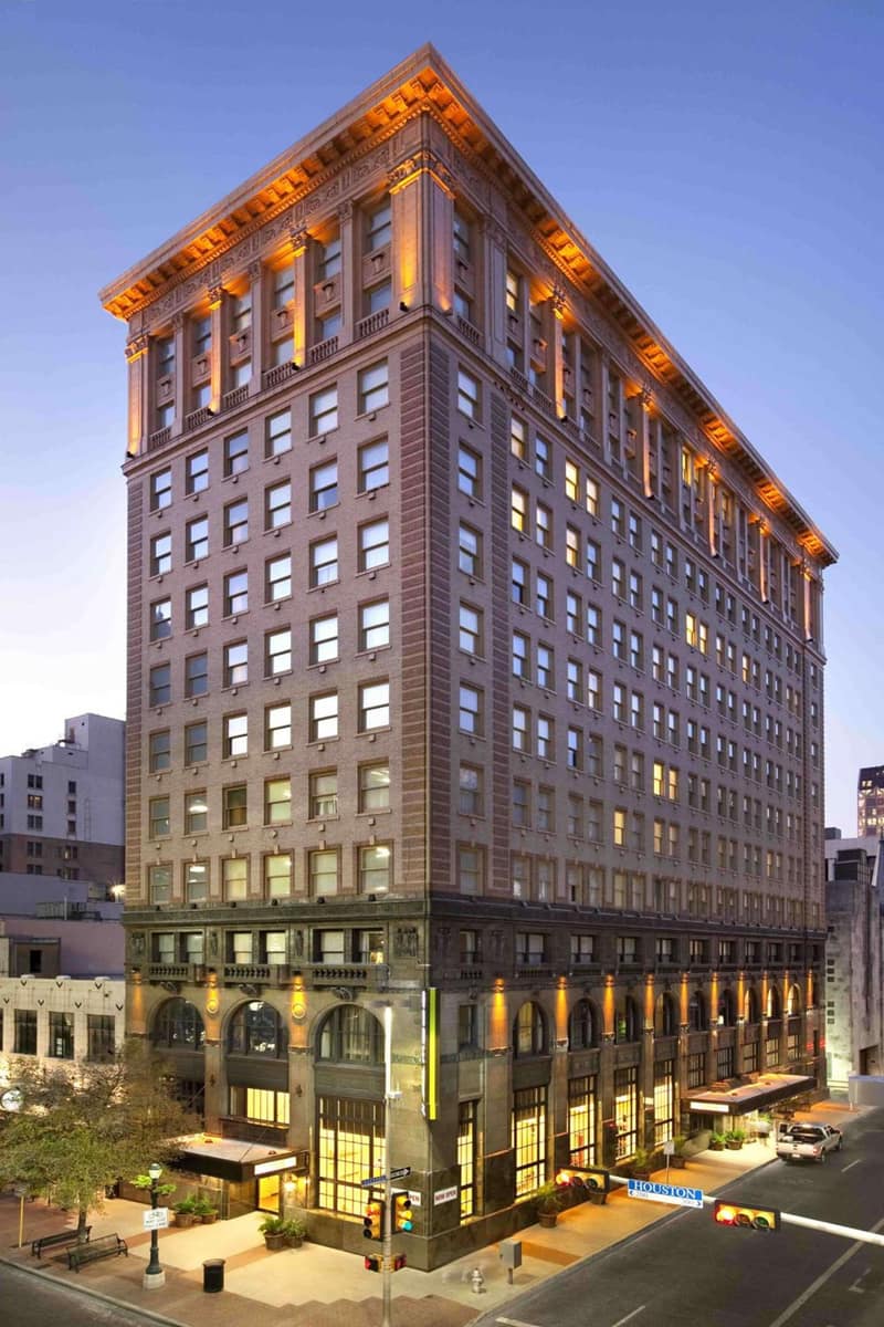 Home2 Suites by Hilton San Antonio Downtown - Riverwalk, TX — building