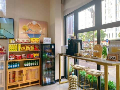 Serveyou International Apartment-Free Airport Pickup & Free Canton Fair Shuttle Bus — photo 8