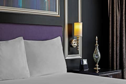 Club Wyndham Canterbury — bedroom