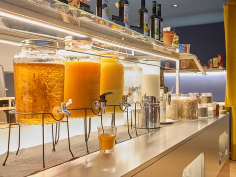 Novotel Zurich City West — photo 4