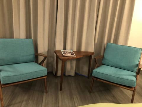 The Skylark, a Palm Springs Hotel — hotel room