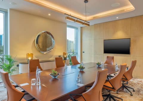 Embassy Suites By Hilton Doha Old Town — photo 2