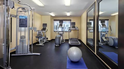 Holiday Inn Express & Suites Naples Downtown - 5th Avenue by IHG — photo 6
