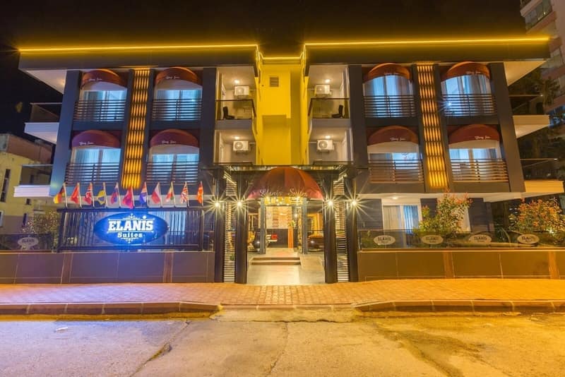 Elanis Suites — building