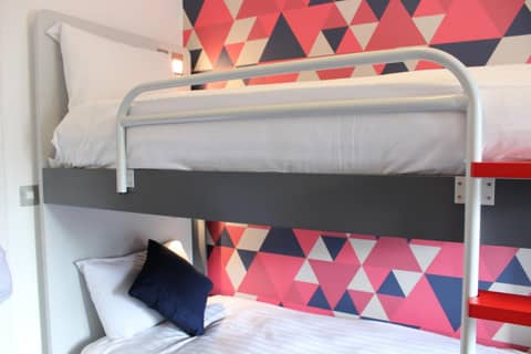 Four Points Flex by Sheraton Edinburgh — hotel room