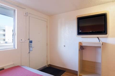Motel 6- Denver, CO Downtown — photo 2