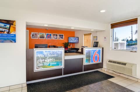 Motel 6- Denver, CO Downtown — photo 4