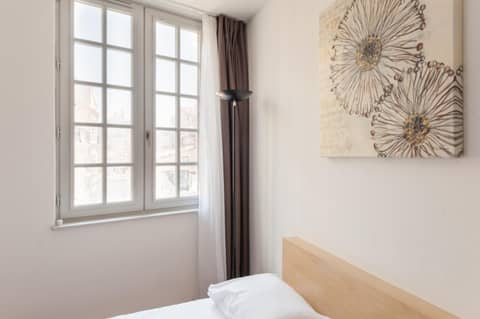 Residhotel Vieux Port — photo 9