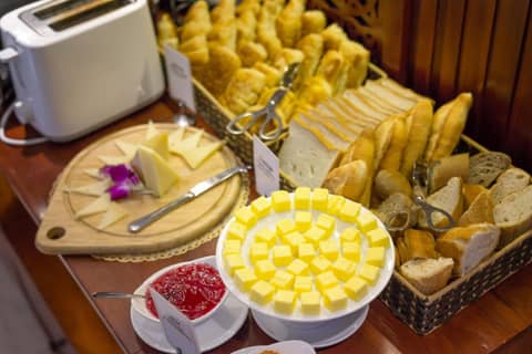 Hanoi E Central Luxury Hotel — photo 4