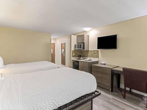 Clarion Pointe Savannah Gateway I-95 — photo 3