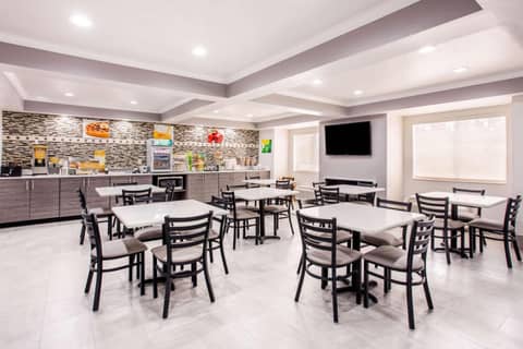 Quality Inn & Suites Myrtle Beach near Outlets — photo 6