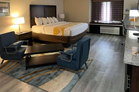 Quality Inn & Suites Myrtle Beach near Outlets — photo 7