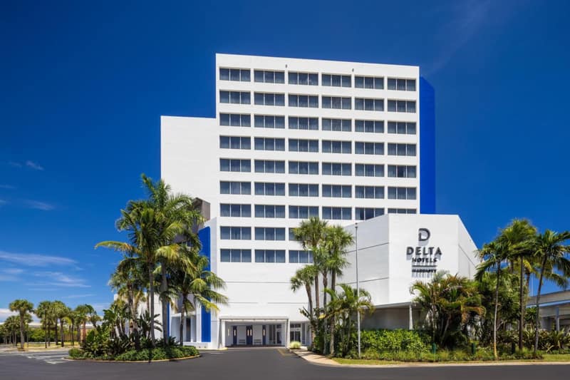 Delta Hotels by Marriott West Palm Beach — building