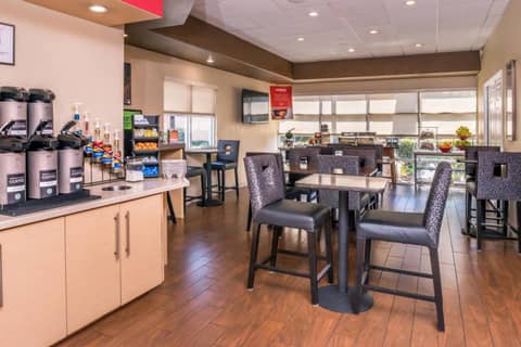 TownePlace Suites by Marriott Anaheim Maingate Near Angel Stadium — photo 6