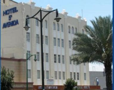 Hotel 5a Avenida — building