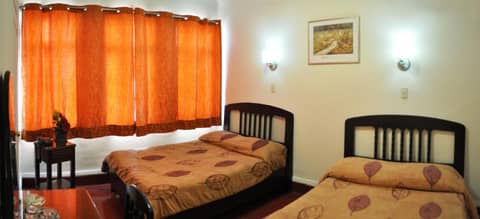 Hotel 5a Avenida — hotel room
