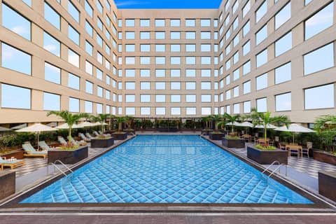 Aurika, Mumbai International Airport - Luxury by Lemon Tree Hotels — photo 5