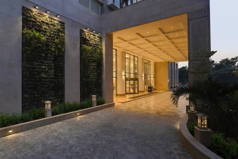 Aurika, Mumbai International Airport - Luxury by Lemon Tree Hotels — photo 9