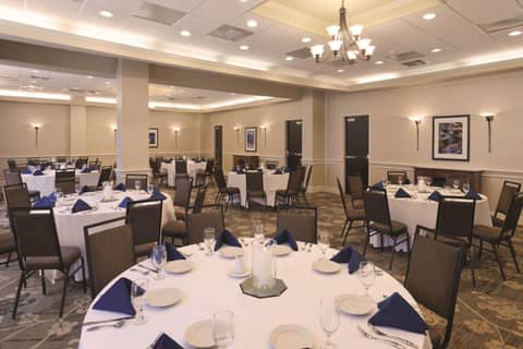 Embassy Suites by Hilton Portland Maine — photo 6