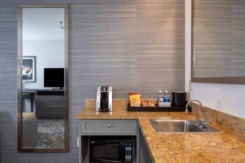 Embassy Suites by Hilton Portland Maine — photo 8