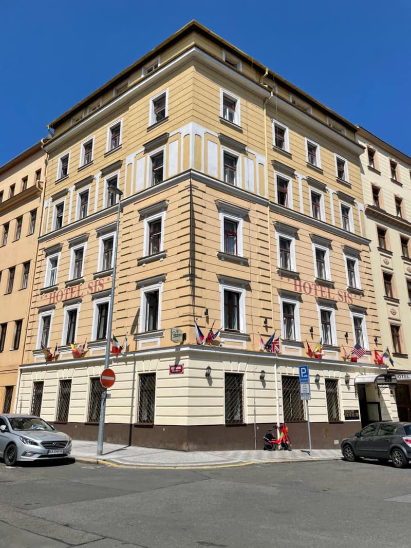 Gallery Hotel SIS — photo 1