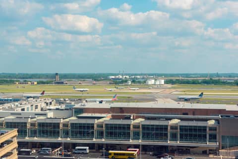 Philadelphia Airport Marriott — photo 9