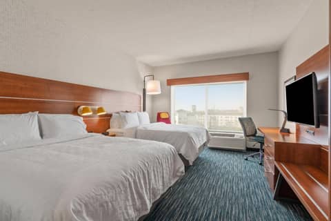 Holiday Inn Express & Suites Orlando- Lake Buena Vista by IHG — photo 8