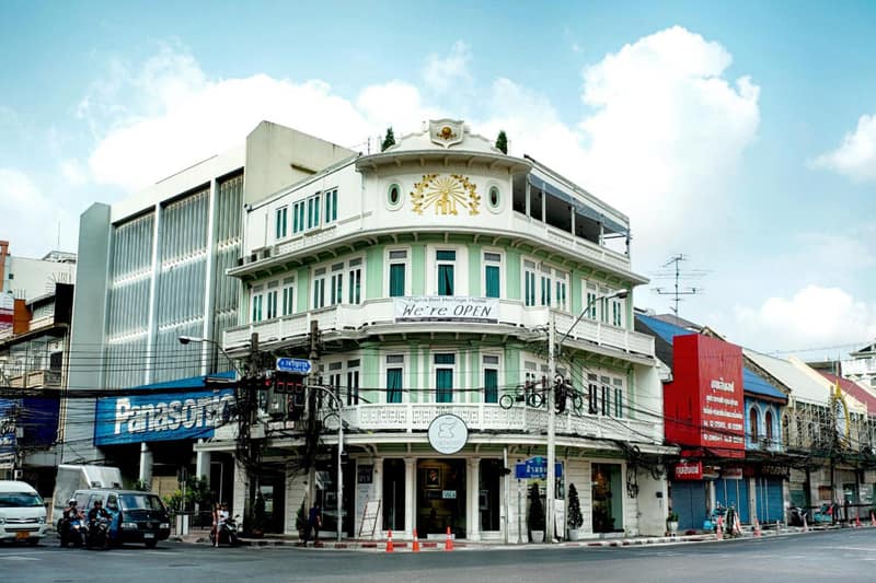 Cacha Heritage Hotel - Chinatown & Old Town near MRT Sam Yot — building