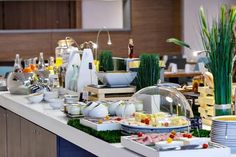 Mercure Paris Vaugirard Porte De Versailles — dining