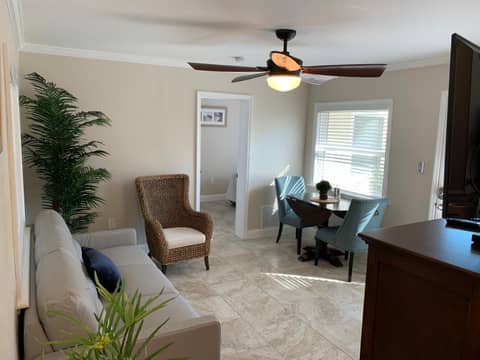 Twin Palms at Siesta — photo 3