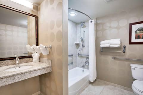 Hilton Garden Inn Milwaukee Airport — photo 5