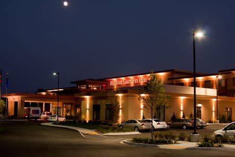 Hilton Garden Inn Milwaukee Airport — photo 9