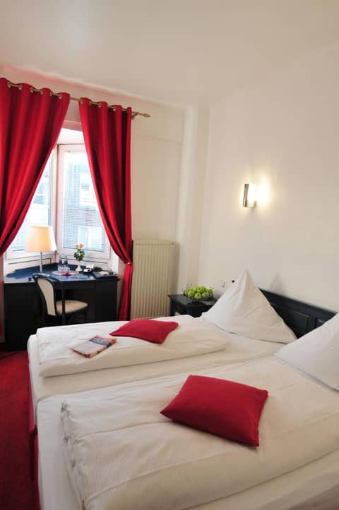Cerano City Hotel Köln am Dom — hotel room