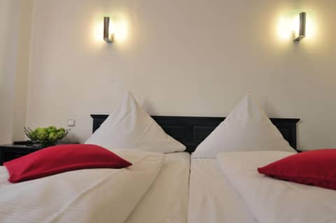 Cerano City Hotel Köln am Dom — hotel room