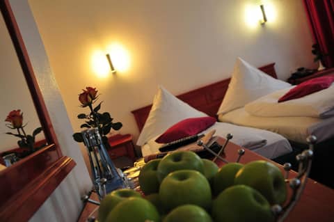 Cerano City Hotel Köln am Dom — hotel room