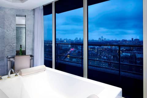 The Park Tower Knightsbridge, a Luxury Collection Hotel, London — bathroom
