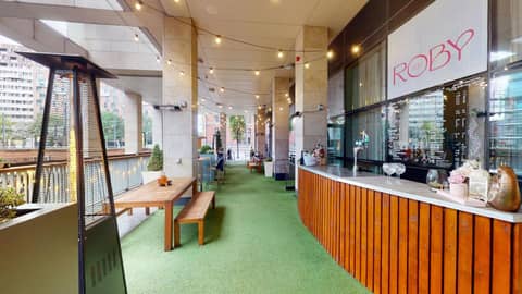 Holiday Inn Manchester - City Centre by IHG — photo 2