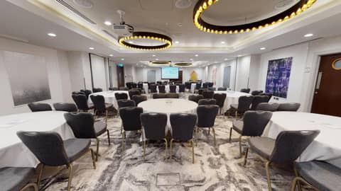 Holiday Inn Manchester - City Centre by IHG — photo 8
