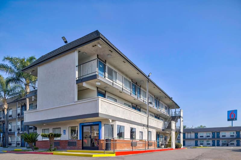 Motel 6-Anaheim, CA - Fullerton East — building