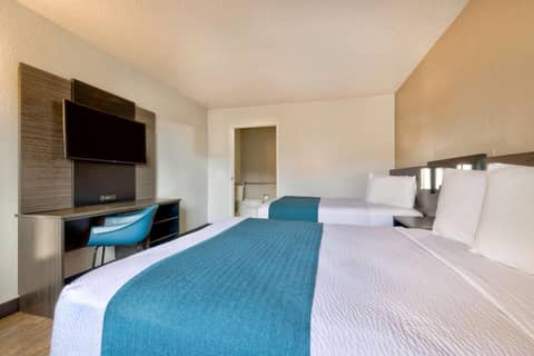 Motel 6-Anaheim, CA - Fullerton East — photo 4