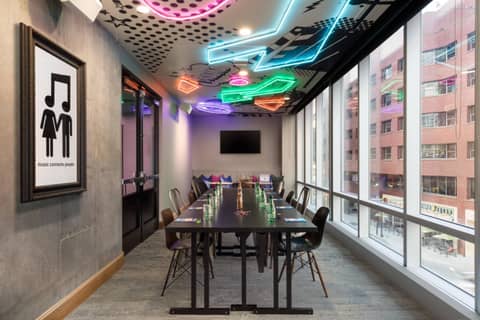 Moxy Boston Downtown — photo 8